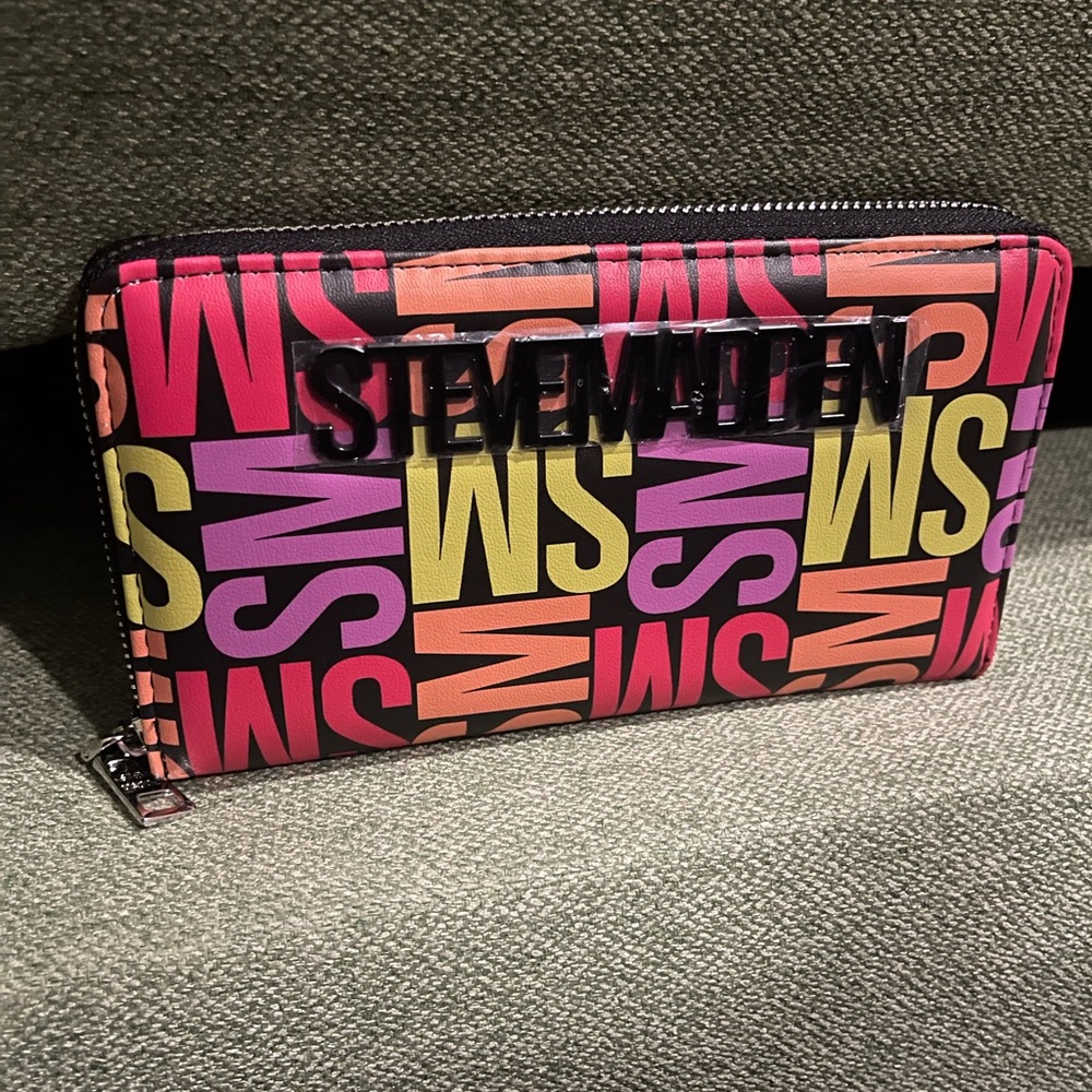 Steve Madden Multicolor Wallet